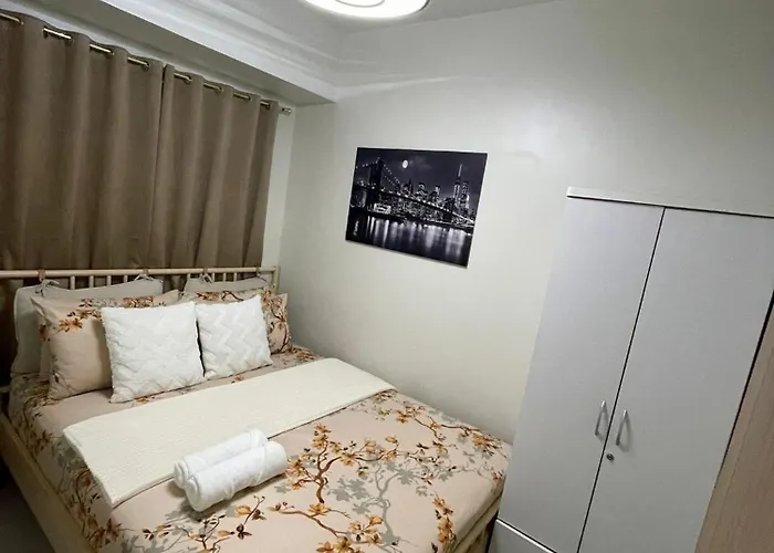Stylish And Cozy Near Mall Of *