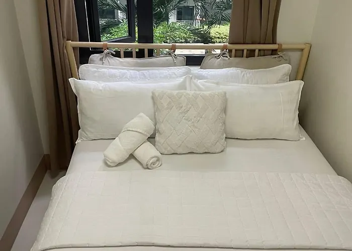 Stylish And Cozy Near Mall Of Manila
